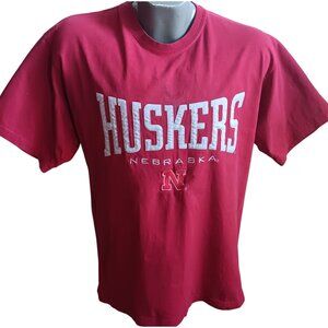 Nebraska Huskers Big Red Medium Vtg 90's T-Shirt Stitched Letters Embroidered